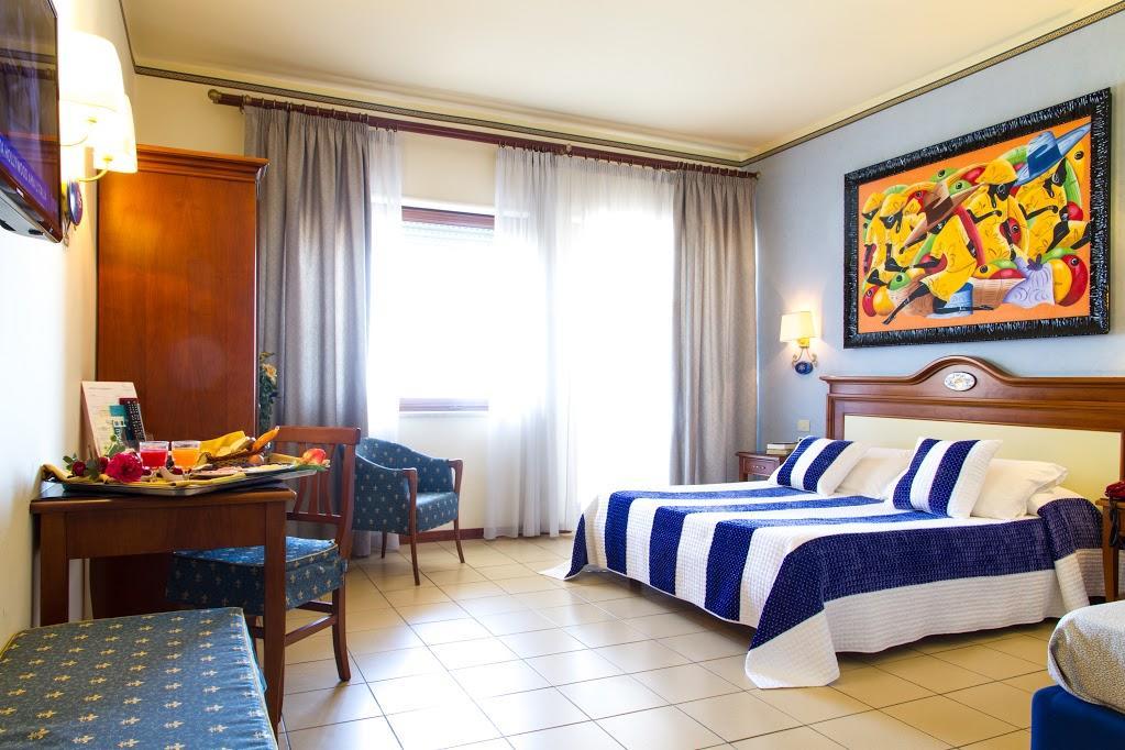 Hotel Riva Del Sole Cefalu Bagian luar foto