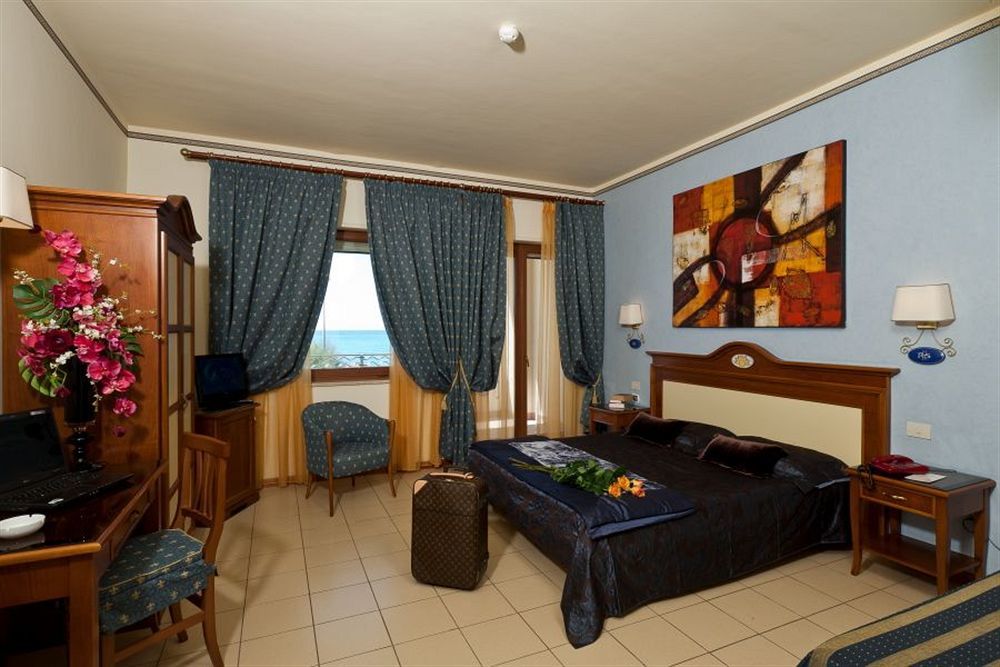 Hotel Riva Del Sole Cefalu Bagian luar foto